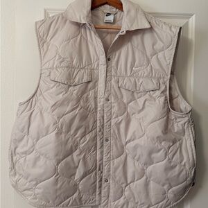 Nike Quilted Vest in Cream